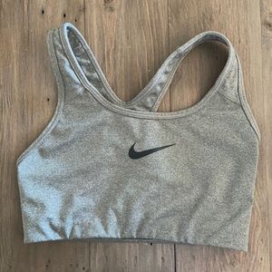 ✨Nike Dri-Fit Gray Sports Bra Size Small✨